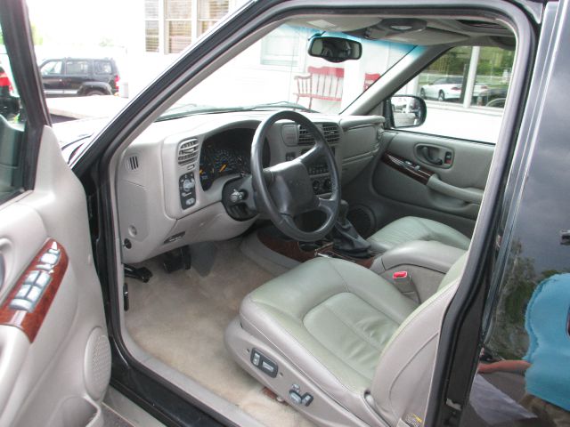 Oldsmobile Bravada 2000 photo 2