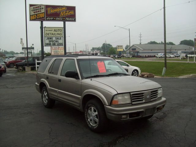 Oldsmobile Bravada 2000 photo 1