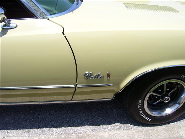 Oldsmobile CUTLASS 1972 photo 4