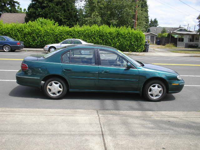 Oldsmobile CUTLASS 1997 photo 1