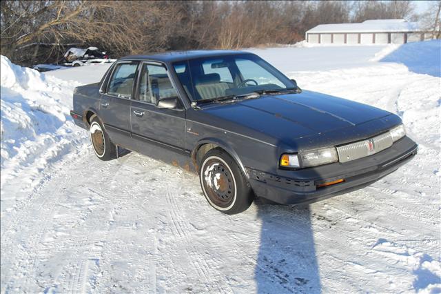 Oldsmobile Cutlass Ciera 1991 photo 2