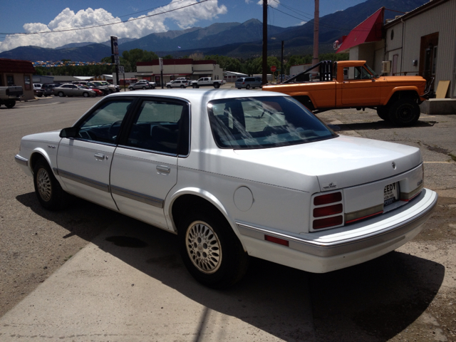 Oldsmobile Cutlass Ciera 1993 photo 4