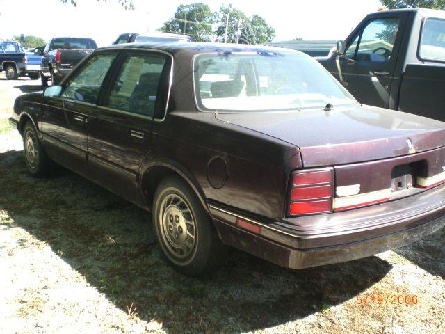 Oldsmobile Cutlass Ciera LS S Sedan