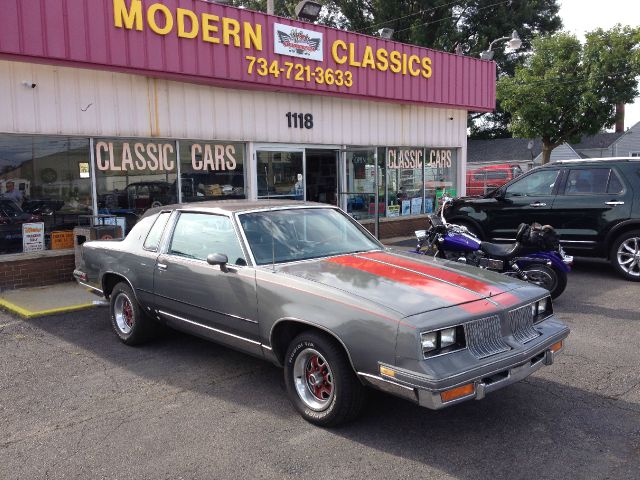 Oldsmobile Cutlass Supreme 1986 photo 1