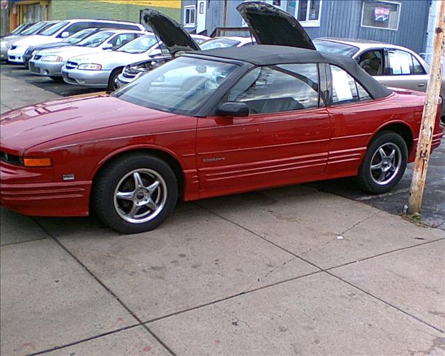 Oldsmobile Cutlass Supreme XE KING CAB Convertible