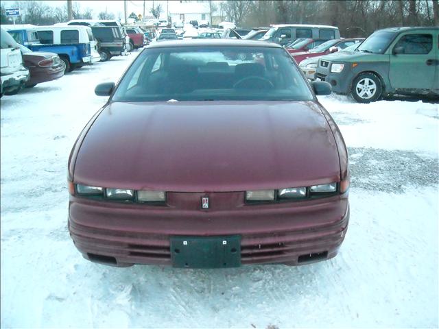 Oldsmobile Cutlass Supreme Unknown Coupe