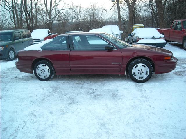 Oldsmobile Cutlass Supreme 1993 photo 3