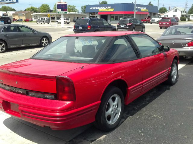 Oldsmobile Cutlass Supreme 1997 photo 1