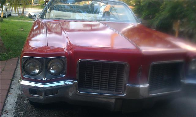 Oldsmobile Delta 88 1971 photo 1