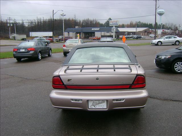 Oldsmobile Eighty Eight 1999 photo 2