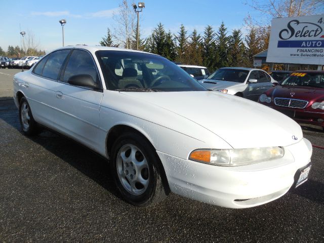 Oldsmobile Intrigue 1998 photo 4