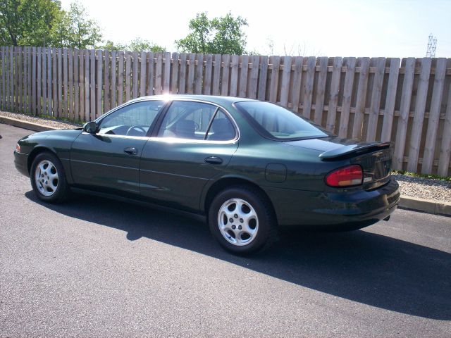 Oldsmobile Intrigue 1998 photo 7