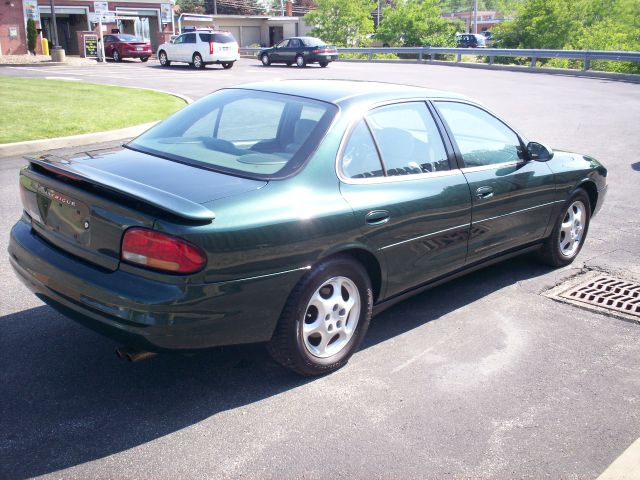 Oldsmobile Intrigue 1998 photo 8