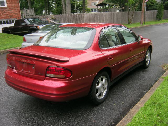 Oldsmobile Intrigue 1999 photo 1