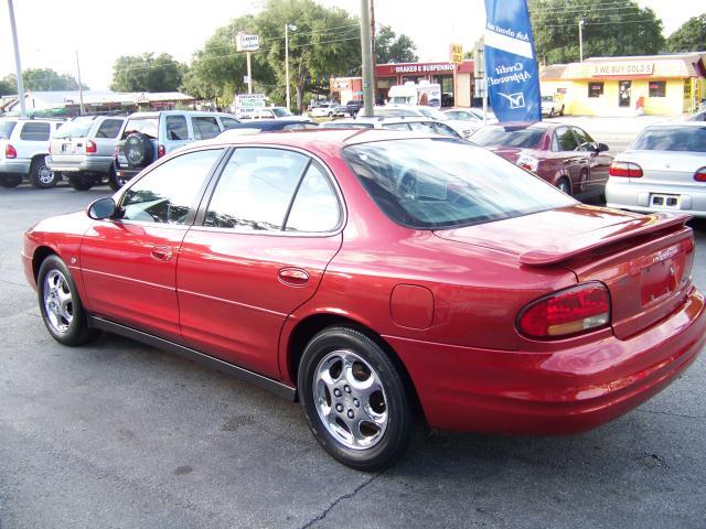 Oldsmobile Intrigue 1999 photo 5