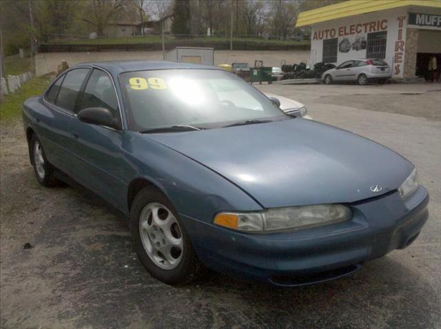 Oldsmobile Intrigue 1999 photo 2