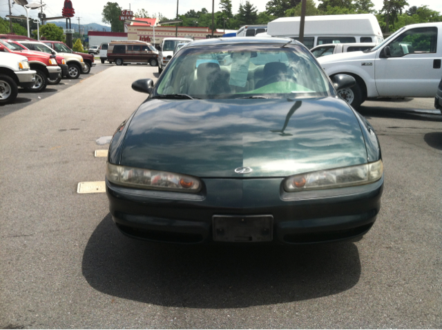 Oldsmobile Intrigue 1999 photo 4