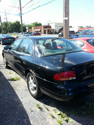 Oldsmobile Intrigue 1999 photo 1