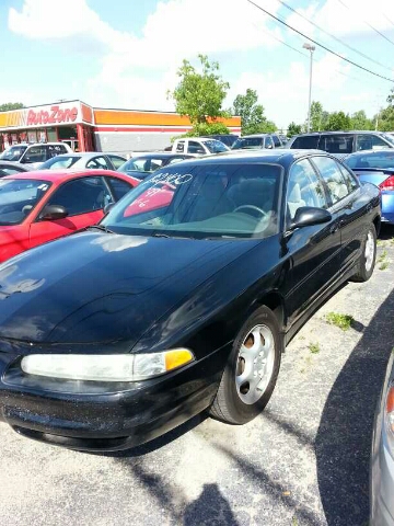 Oldsmobile Intrigue 1999 photo 2