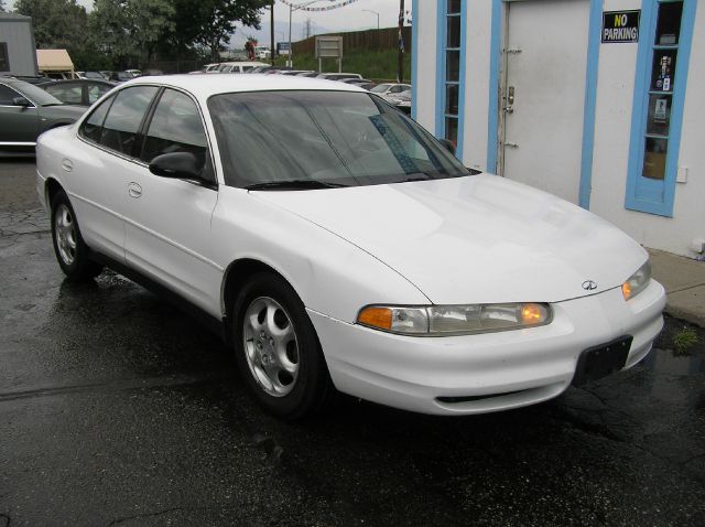 Oldsmobile Intrigue 2000 photo 4