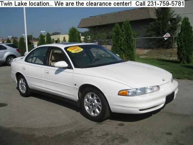 Oldsmobile Intrigue S Sedan Sedan