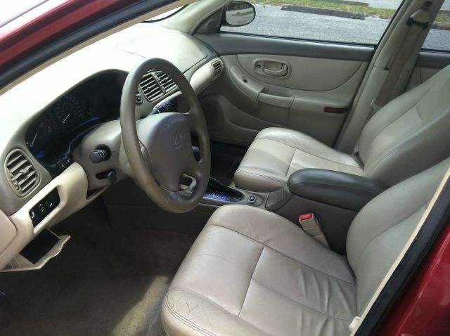 Oldsmobile Intrigue S Sedan Sedan