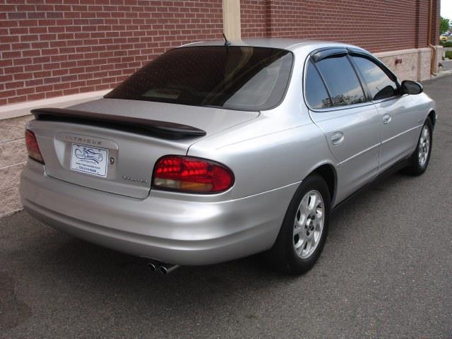 Oldsmobile Intrigue 2001 photo 31