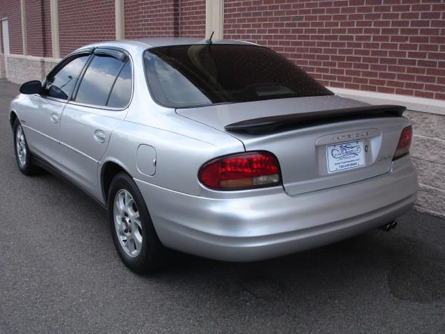 Oldsmobile Intrigue 2001 photo 32