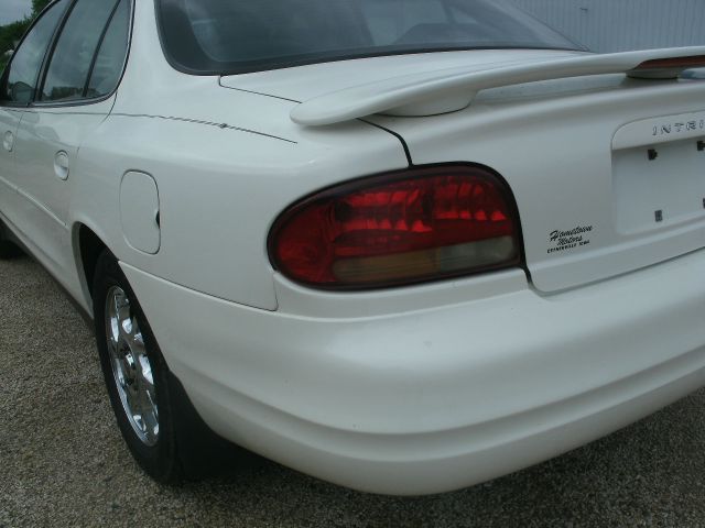 Oldsmobile Intrigue 2001 photo 3