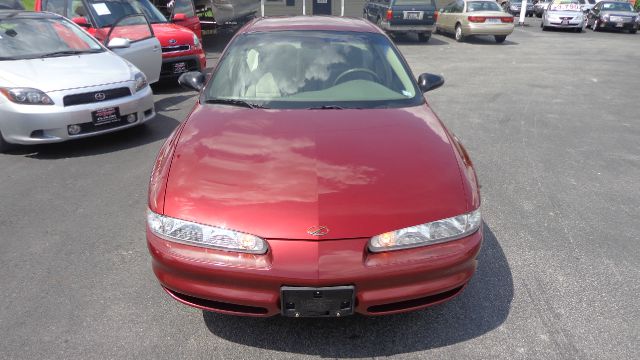 Oldsmobile Intrigue 2002 photo 1