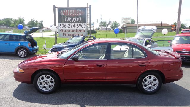 Oldsmobile Intrigue 2002 photo 3