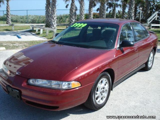 Oldsmobile Intrigue Premier Nav AWD Sedan