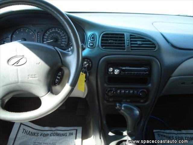 Oldsmobile Intrigue 2002 photo 4