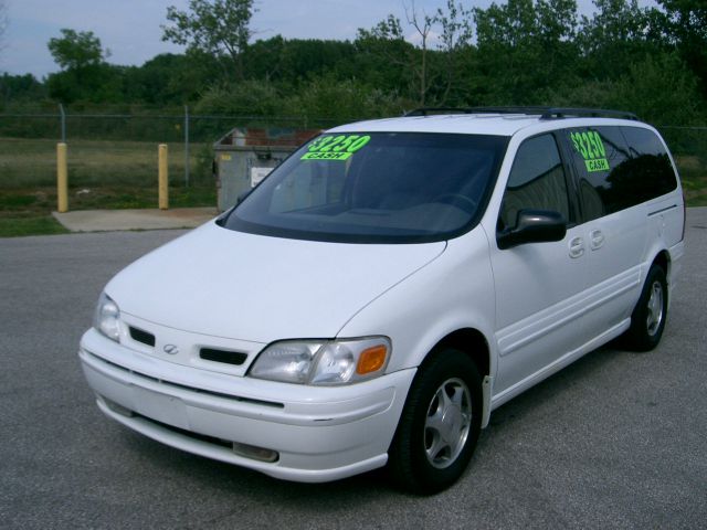 Oldsmobile Silhouette 1998 photo 3