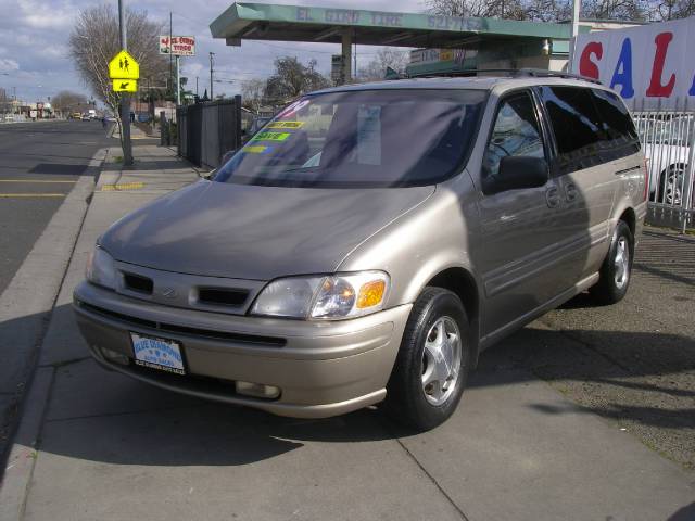 Oldsmobile Silhouette 1999 photo 1