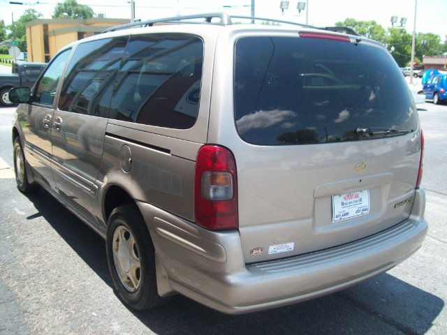 Oldsmobile Silhouette FWD 4dr Sport MiniVan