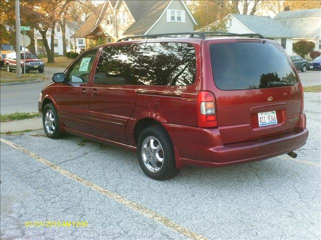 Oldsmobile Silhouette 2001 photo 1