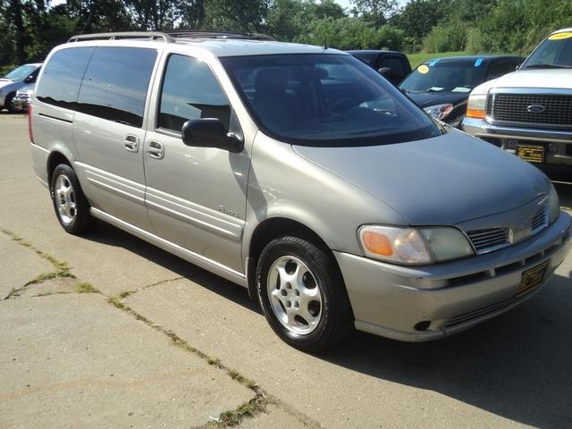 Oldsmobile Silhouette EXL 7 Passenger AWD MiniVan