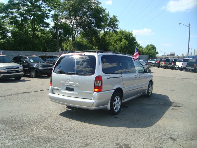 Oldsmobile Silhouette 2002 photo 2