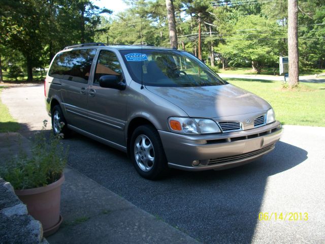 Oldsmobile Silhouette 2003 photo 1