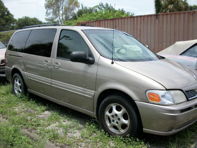 Oldsmobile Silhouette 2003 photo 2