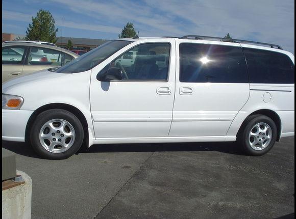 Oldsmobile Silhouette S Sedan MiniVan