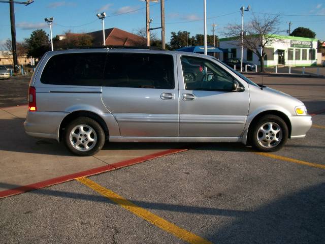 Oldsmobile Silhouette 2003 photo 2