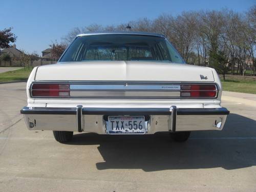 Plymouth Duster 1977 photo 4