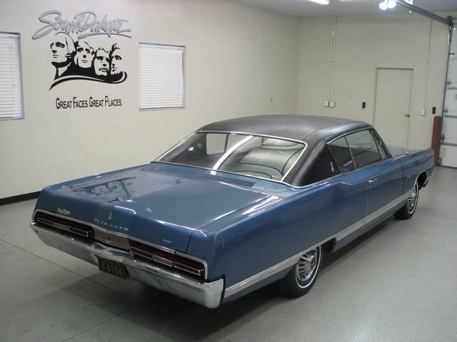 Plymouth FURY 1967 photo 2