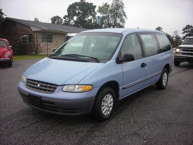 Plymouth Grand Voyager Base MiniVan