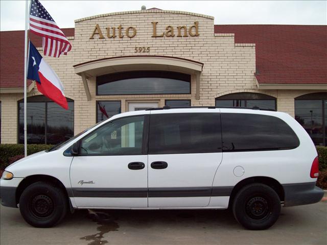 Plymouth Grand Voyager 1996 photo 0