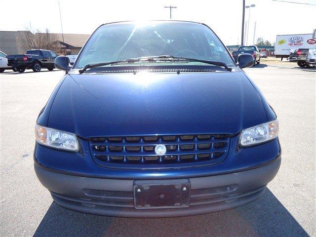 Plymouth Grand Voyager W8 MiniVan