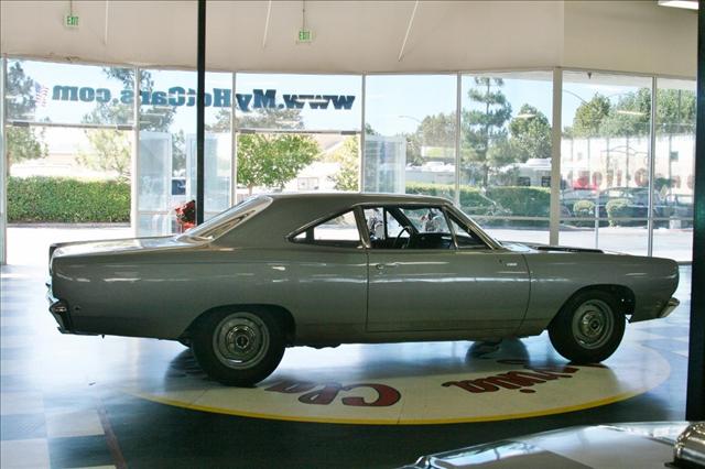 Plymouth ROAD RUNNER 1968 photo 3