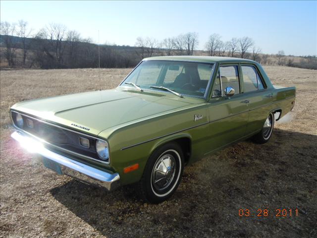 Plymouth Valiant 1972 photo 1